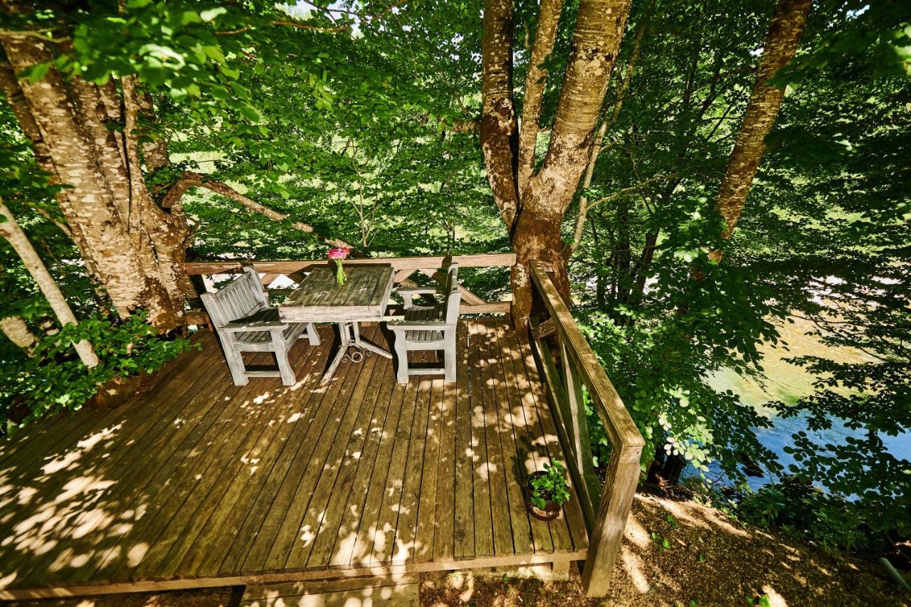 Houses Amanet コラシン エクステリア 写真